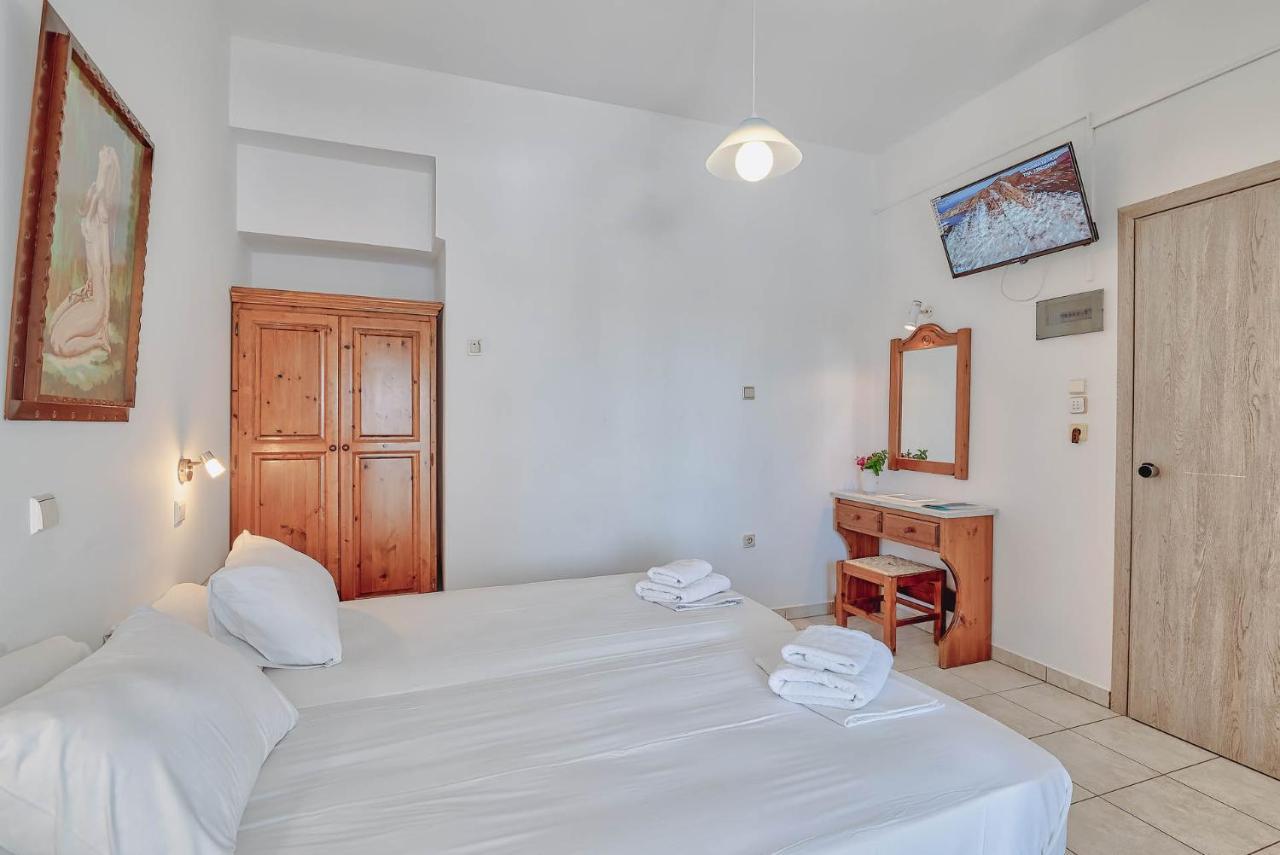 Pavlos Place Antiparos Exterior photo