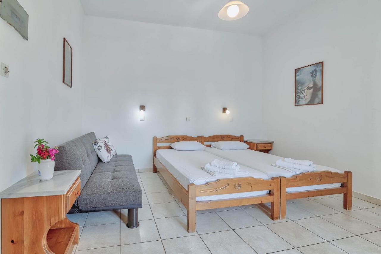 Pavlos Place Antiparos Exterior photo